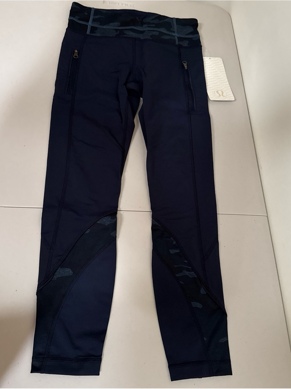 Lululemon Inspire Tight II NWT Size 4 Inkwell Blue Camo
